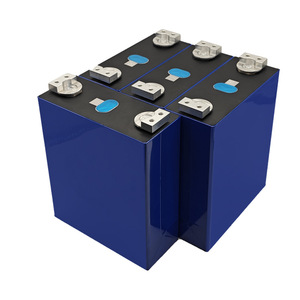 Cellule de batterie prismatique LiFePO4 MB30 3.2V 306Ah ou 314Ah à cycle de vie élevé pour stockage d'énergie au phosphate de fer et de lithium pour applications solaires et véhicules électriques - Product Image 2