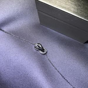 Nouveauté 2025 – Bracelets de luxe pour femme, haute qualité, mode, simples, légers, exquis, en acier inoxydable doré avec zircon en forme de huit - Product Image 4