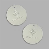 Étiquettes volantes découpées en relief en papier couché rectangulaire personnalisé Écologique et recyclable Vêtement Chaussures Sacs Balançoire étiquettes