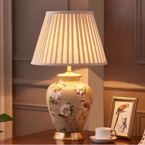 Lámpara de Mesa de Cerámica con Diseño Floral y de Aves, Estilo Chino, E27 LED 220V, Luz Cálida, Decoración para Dormitorio y Sala de Estar - Product Image 3