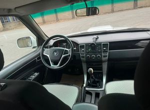 Pickup blanc Foton Sapu d'<span class=keywords><strong>occasion</strong></span> à quatre roues, moteur <span class=keywords><strong>diesel</strong></span> 2,8L - Product Image 6