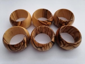 Porte-serviettes en bois fait main de qualité supérieure pour table à manger, décoration rustique réutilisable pour mariage et fête, disponible à la vente - Product Image 3