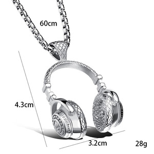 Presente de Noivado para Festa de Casamento 2026: Colar Criativo de Aço Inoxidável com Pingente de Fone de Ouvido DJ para Homens e Mulheres - Estilo Hiphop <span class=keywords><strong>Rock</strong></span> - Product Image 3