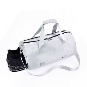 Bolsa de Viaje Deportiva de Lujo con Logotipo Personalizado, Bolsa de Yoga Portátil, Bolsa de Gimnasio Unisex con Separación para Ropa Húmeda y Seca - Product Image 3