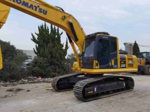 รถขุดตีนตะขาบ Komatsu PC200 ซีรีส์มือสองคุณภาพสูงสำหรับงานหนัก ขาย - Product Image 2