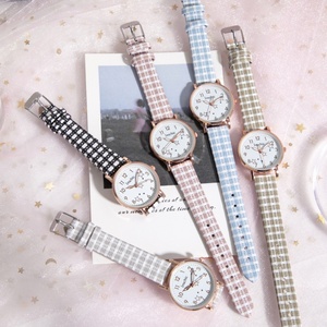 Reloj de Cuarzo para Mujer con Correa a Cuadros y Esfera de Estrellas, Elegante y Casual, Regalo para Damas - Product Image 4