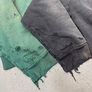Sudadera con capucha de punto gofrado oversize estilo streetwear, con hombros caídos, cremallera y efecto desgastado, de tejido grueso con lavado ácido, para fabricantes - Product Image 2