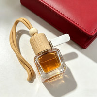 Bouteille diffuseur de parfum carrée vide rechargeable pour voiture, vente en gros d'usine, avec bouchon en bois, corde de suspension et clip de ventilation, logo personnalisé