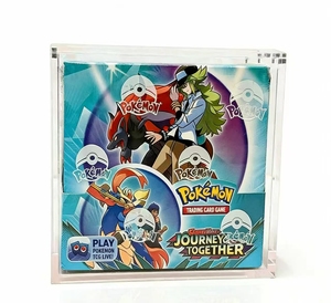 Estuche Protector Plegable de Acrílico Ecológico de Alta Calidad, Edición Moderna en Inglés, con Recubrimiento UV y Tapa Magnética Resistente - Product Image 1