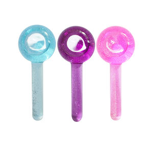 Produits les plus vendus en <span class=keywords><strong>2020</strong></span> Autre outil <span class=keywords><strong>de</strong></span> massage Masseur facial Globes <span class=keywords><strong>de</strong></span> glace Utilisation chaude et froide Rouleau <span class=keywords><strong>de</strong></span> glace pour les soins <span class=keywords><strong>de</strong></span> la peau - Product Image 2