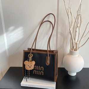 Bolso de hombro de lujo para mujer, elegante, moderno, versátil, para otoño e invierno - Product Image 3