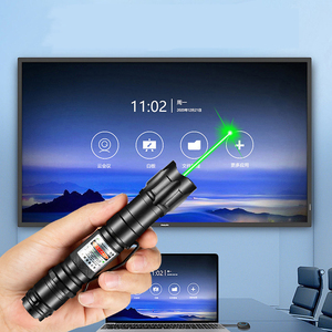 ไฟฉาย LED พกพาแบบ 2-in-1 รุ่นมินิ ไม่ใช้แบตเตอรี่ ใช้เป็นของเล่นสัตว์เลี้ยงได้ เหมาะสำหรับการฝึกสัตว์เลี้ยง แคมป์ปิ้ง - Product Image 3