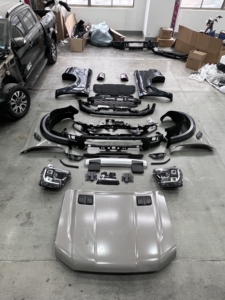 Kit carrosserie <span class=keywords><strong>prix</strong></span> usine pour <span class=keywords><strong>Ford</strong></span> <span class=keywords><strong>Ranger</strong></span> T6 T7 T8 2012-2021 – Améliorez votre véhicule avec le pare-chocs, le diffuseur, la calandre, le garde-boue et les phares de <span class=keywords><strong>Ranger</strong></span> <span class=keywords><strong>Raptor</strong></span> 2024+ - Product Image 3