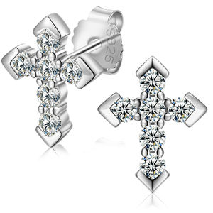 Joyería religiosa de diseño Original para hombres y mujeres, pendientes de tuerca con Cruz de moissanita VVS de Plata de Ley 925 - Product Image 1