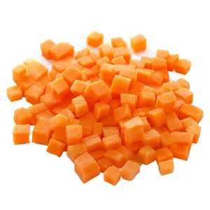 Carottes IQF fraîchement emballées de qualité supérieure, offre en gros, bande de carotte congelée idéale pour la cuisson