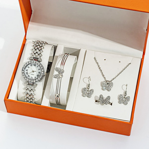 <strong>Fashion</strong> <strong>Watch</strong> <strong>Set</strong> Women's Heart Ring Necklace Earrings Luxury Water Diamond Casual <strong>Watch</strong> Bracelet <strong>Set</strong> - Product Image 3