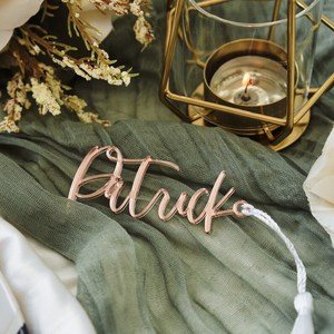 Único <span class=keywords><strong>de</strong></span> lujo <span class=keywords><strong>corte</strong></span> láser oro espejo acrílico boda lugar nombre etiquetas ajuste tarjeta con borlas para <span class=keywords><strong>fiesta</strong></span> Favor marcapáginas llavero - Product Image 3