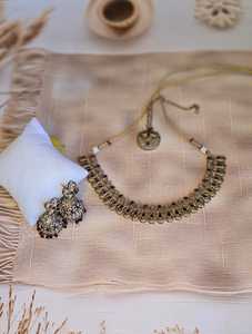 Conjunto de collar choker de lujo Mint Gan Kundan, valioso como joyería nupcial tradicional Statermont y Masing Fikka. - Product Image 1