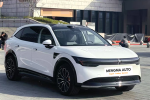 Confortable et élégant, d'occasion |   Zeekr Geely SUV 7X |   Voiture électrique chinoise à énergie nouvelle |   4WD Longue portée ADS Édition conduite intelligente - Product Image 3