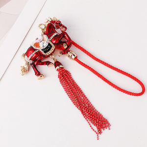 Llavero de Caballo Rojo de Año Nuevo <span class=keywords><strong>2026</strong></span> con Borla, Cristales Brillantes y Aleación de Zinc China, Regalo de la Suerte - Product Image 5