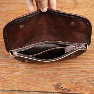 กระเป๋าหนังวัวแท้ AndoBag สไตล์เรโทร สะพายไหล่/สะพายข้าง สำหรับผู้ชาย กระเป๋าถือธุรกิจ กระเป๋าทำงานกลางแจ้ง กระเป๋าสะพายข้าง รุ่น 1414 - Product Image 4
