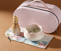 Nouvel ensemble de voyage Matcha, kit de cérémonie du thé portable avec bol, fouet, cuillère et serviette dans un coffret cadeau pour le thé