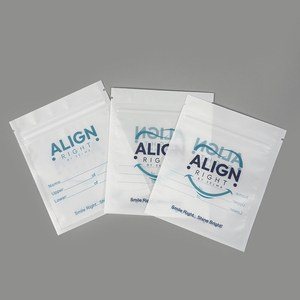 Sacs d'emballage orthodontique dentaire personnalisés à fermeture éclair, transparents, refermables, en plastique, avec fermeture à glissière sur 3 côtés pour aligneurs dentaires - Product Image 2