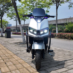 Trottinette haute performance de 12 pouces avec batterie au lithium 48V 24Ah |   Moteur 25H |   Double disque |   Longue portée 60 Km/h Smart Elec - Product Image 5