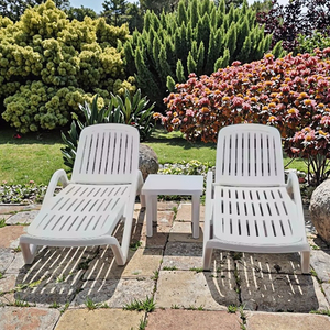 Lits de soleil de piscine pliants en <span class=keywords><strong>plastique</strong></span> portables en gros chaise longue pliable extérieure pour la commodité de spa d'hôtel de cour - Product Image 6