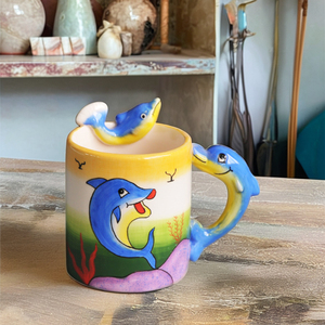 <span class=keywords><strong>Mug</strong></span> Keramik Kartun Lumba-lumba 3D Hijau Grosir Ramah Lingkungan Dapat Dicuci Tangan Kapasitas 400ml Pegangan Tali Desain Kreatif Modern Hadiah - Product Image 1