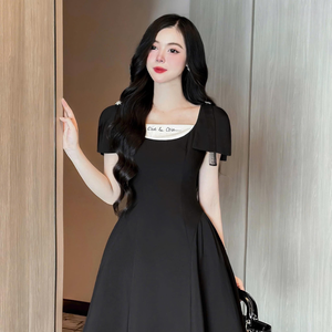 Mini vestido acampanado negro y rojo de Lindsey, Vestido corto por encima de la rodilla con llamarada de cadera sutil, ropa de fiesta elegante para mujer - Product Image 4