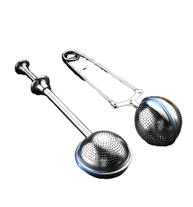 Infuseur à thé professionnel moderne en acier inoxydable en forme de boule avec poignée et couvercle pour infuser le thé en feuilles - Product Image 1