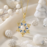 Pendentif élégant ZG en laiton avec perle d'eau douce et pierre précieuse en forme de flocon de neige, cadeau de Noël pour femme