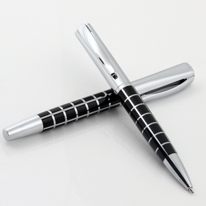 Bolígrafo de Latón de Buena Calidad con Diseño a Cuadros Negro y Plateado, con Logotipo de Marca - Product Image 1