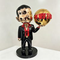 Statue personnalisée en fibre de verre Pop Art Garçon Tenant une Boule Sculpture de Dessin Animé Électroplaquée Décoration d'Hôtel, de Villa, de Hall d'Entrée, Ornement Artistique