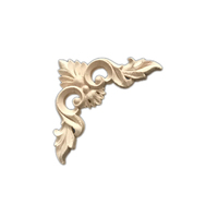 Rosace d'angle en bois antique avec motif gravé pour appliques de meubles et décorations murales