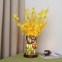 Lampe de table en verre teinté style Tiffany avec oiseaux, décoration pour salon, chambre à coucher, chevet, petite veilleuse, lampe de bureau LED E12 mignonne pour enfants