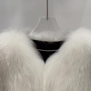 Giacca Corta da Donna con Mezze Maniche, <span class=keywords><strong>Cappotto</strong></span> in <span class=keywords><strong>Pelliccia</strong></span> di Volpe a <span class=keywords><strong>Pelo</strong></span> <span class=keywords><strong>Lungo</strong></span> per Abbigliamento Urbano - Product Image 3