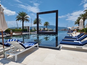 Tumbonas de Exterior con Mesa Lateral, Tumbonas de Metal para Jardín, Piscina, Resort, Hotel, Muebles Comerciales - Product Image 5