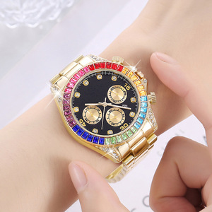 Montre-bracelet de luxe pour femmes, montre-bracelet glacé, personnalisé, diamant coloré, vente en gros, nouvelle collection - Product Image 1
