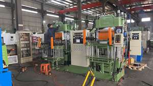 Machine <span class=keywords><strong>de</strong></span> moulage par compression à gros tonnage - Product Image 3