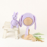 Ensemble chapeau et jouet de lapin de Pâques faits à la main, accessoires photo, bonnet de lapin tricoté, accessoires de photographie pour nouveau-nés