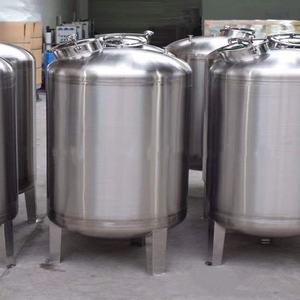 उच्च गुणवत्ता वाले खाद्य ग्रेड रासायनिक भंडारण उपकरण 2000 लीटर सैनिटरी स्टेनलेस स्टील मिश्रण भंडारण टैंक - Product Image 2