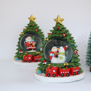 Tùy Chỉnh Giáng Sinh Cây Lưu Niệm Glass Resin Quả Cầu Tuyết Với Âm Nhạc <span class=keywords><strong>LED</strong></span> Ánh Sáng Quả Cầu Nước - Product Image 2