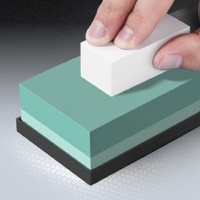 Dubbelzijdige multi-grit slijpsteen voor nat gebruik voorkomt oververhitting van messen voor keukenmessen.