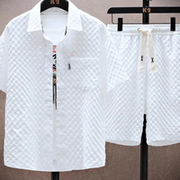 Ensemble décontracté deux pièces en soie tricotée personnalisé OEM – T-shirt à manches courtes et short tendance à séchage rapide pour homme – Collection été 2026