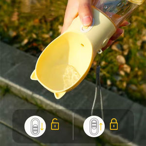 Automatischer auslaufs icherer tragbarer Trink spender für Hunde wasser flaschen für das Gehen im Freien - Product Image 4