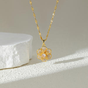 אופנה נשים שרשרת טיטניום נירוסטה שרשרת זהב צבע פרח שזיף פרח תליון פרח פרח שזיף פרח שזיף - Product Image 2