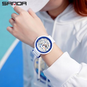 Reloj de Pareja Sanda 3215 con Diseño Creativo Calado, Reloj de Pulsera Moderno, Casual y Popular con Correa de Silicona Extraíble, Resistente al Agua - Product Image 3