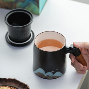 Ensemble cadeau de <span class=keywords><strong>tasse</strong></span> <span class=keywords><strong>à</strong></span> thé en <span class=keywords><strong>porcelaine</strong></span> moderne de luxe tasses <span class=keywords><strong>à</strong></span> thé en céramique de style japonais pour usage domestique <span class=keywords><strong>avec</strong></span> <span class=keywords><strong>infuseur</strong></span> et couvercle - Product Image 2